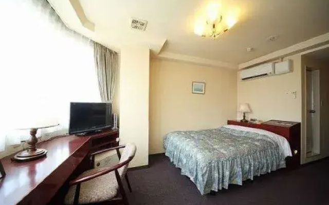 Hotel Sanko Takasaki