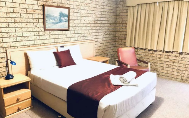 Overlander Motor Lodge