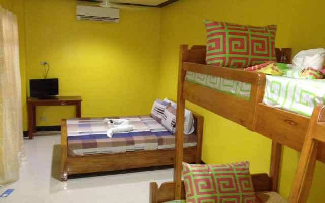 Citrine Tourist Travel Lodge
