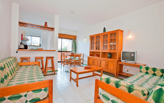 Choromar Apartments
