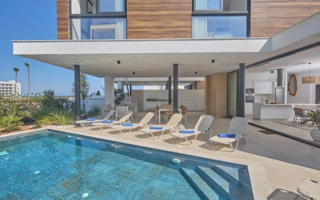 Protaras Aqua Pearl Villa Aq01