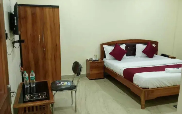 Hotel Lavish Inn