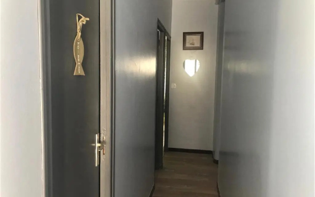 Appartement rez-de-chaussée 500 m de la plage Ste Anne