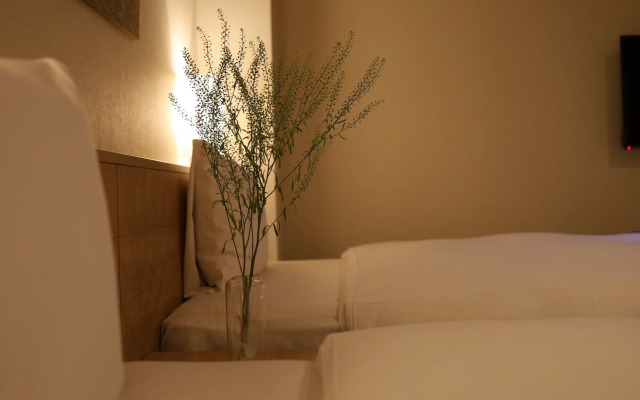 Xcellent Hotel