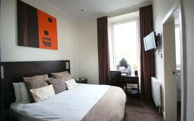 The Minto Hotel