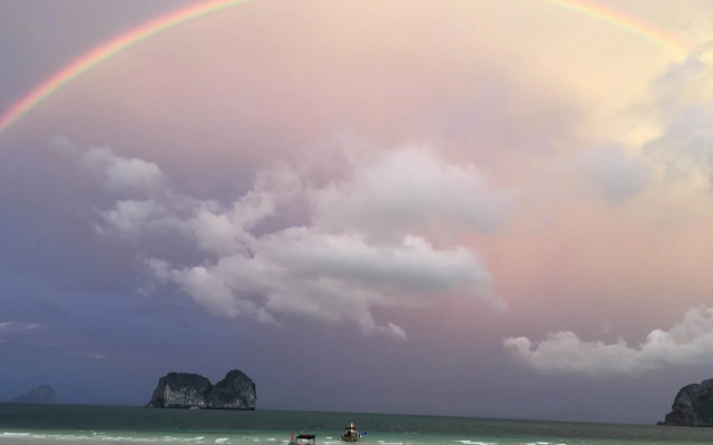 Koh Ngai Camping Restaurant