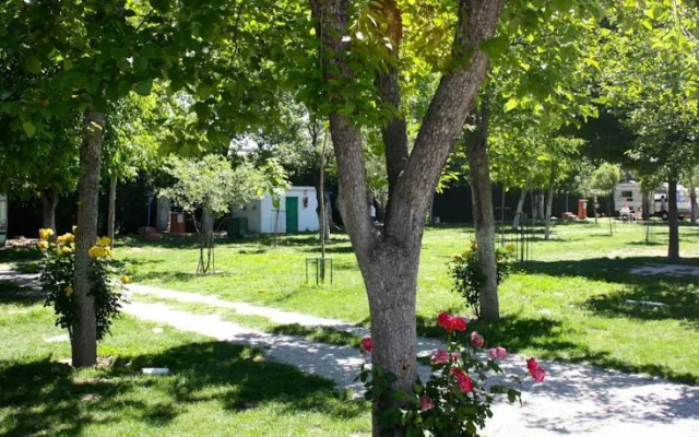 Camping & Bungalows María Eugenia