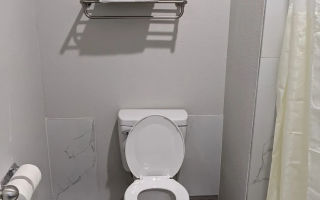 Captain Suites