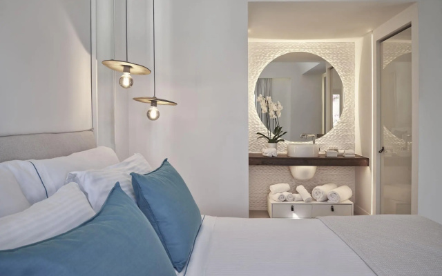 Nikki Beach Resort & Spa Santorini