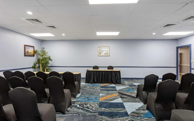Best Western Rutgers University Hotel