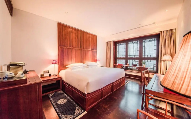 Zeyun Hotel