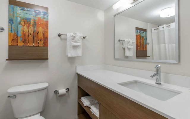 MainStay Suites Lexington I-75