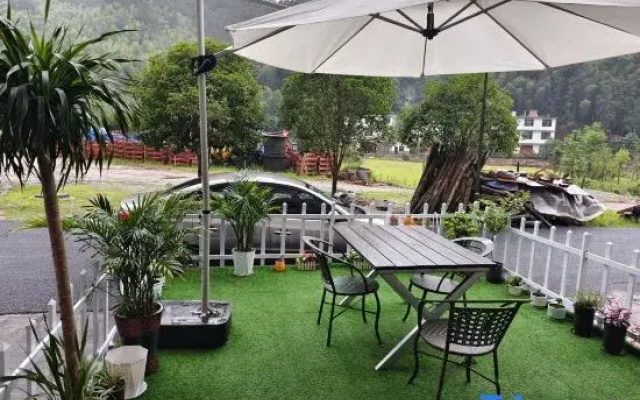 Jingjing Hotel