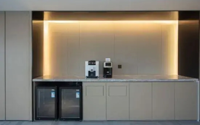 JI Hotel (Wuxi Babaiban Center Baizhuang Subway Station)