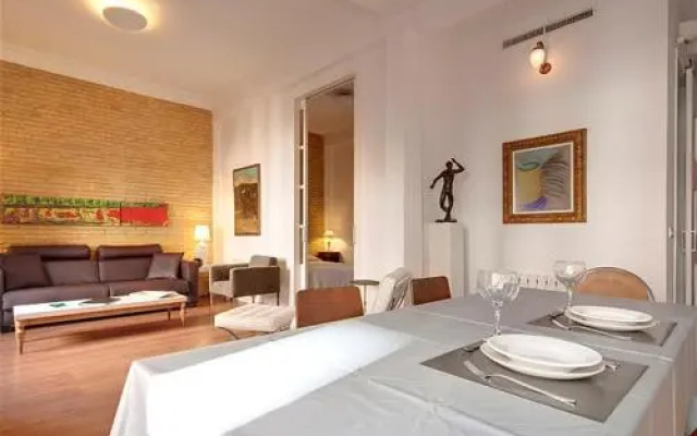 Friendly Rentals Strauss