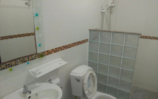 Room 4 Smart Travelers Rawai
