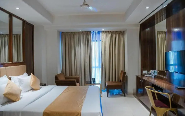The Shiv Grand