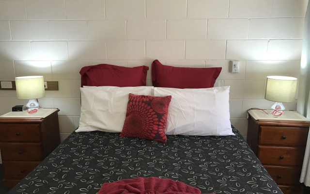 Lodge Outback Motel