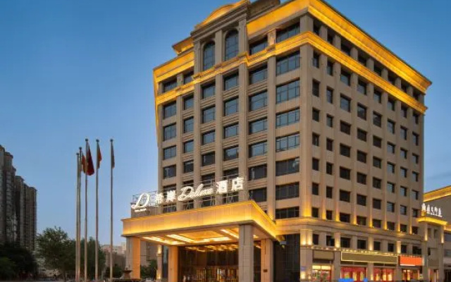 XANA Deluxe Hotel (Hotan Night Market Chuanyi)