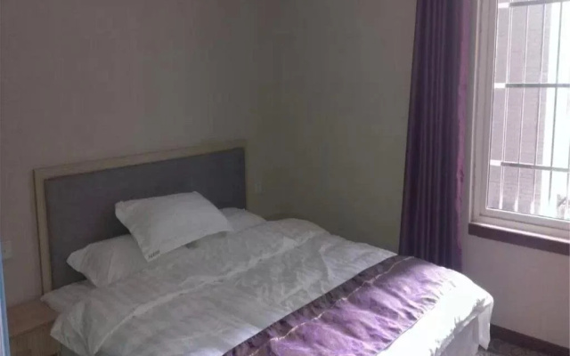 Jianyang Junyi Business Hotel