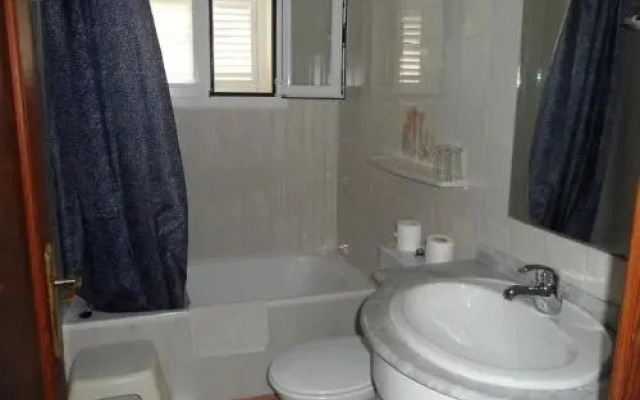 Apartamentos Marivent by MHR