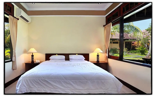 Mascot Beach Resort by OYO Rooms