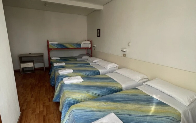 Hotel Moroni