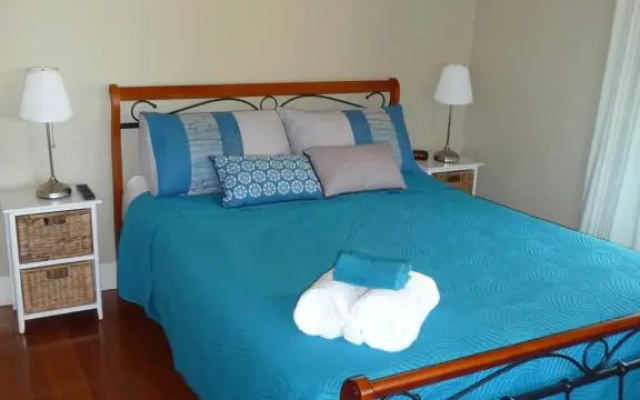 Shepp Central Apartment