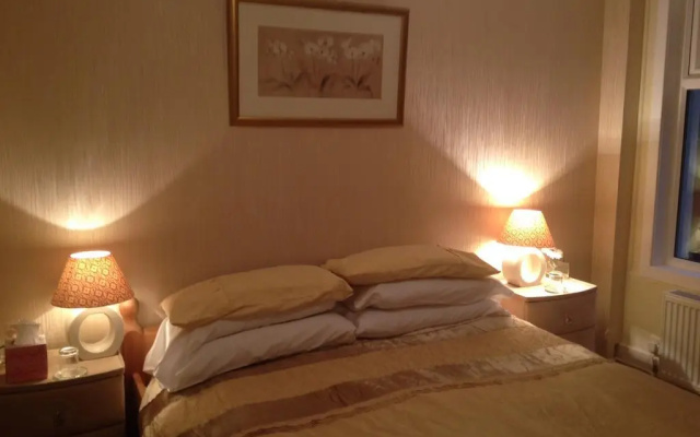 The Arrandale Hotel