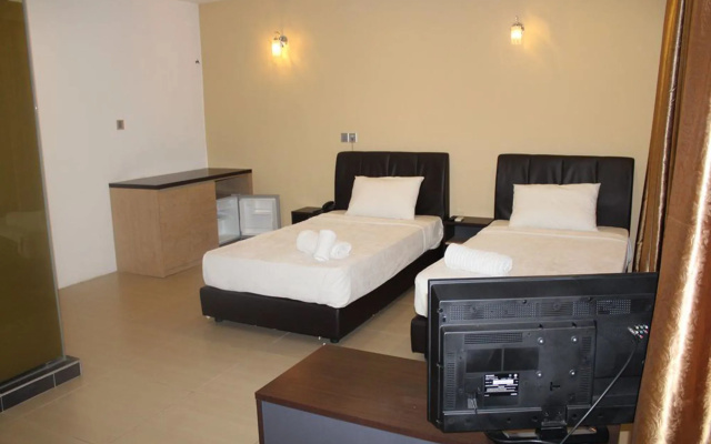 T Hotel Jalan Tar