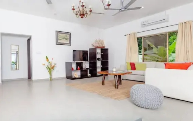 2-bed Apt, Sleeps 5, Near Beau Vallon Beach