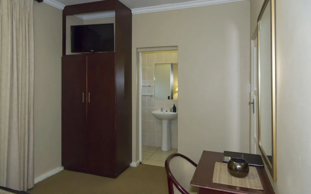 Bayswater Lodge