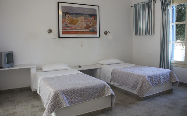 Naoussa Hotel Paros by Booking Kottas