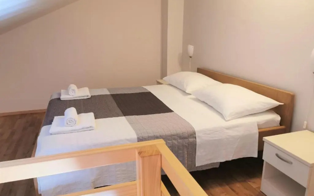 Lenka Apartments II