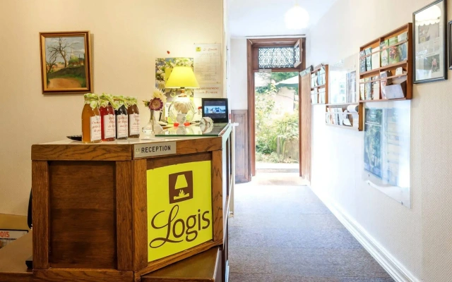 Logis Hôtel le Corneille