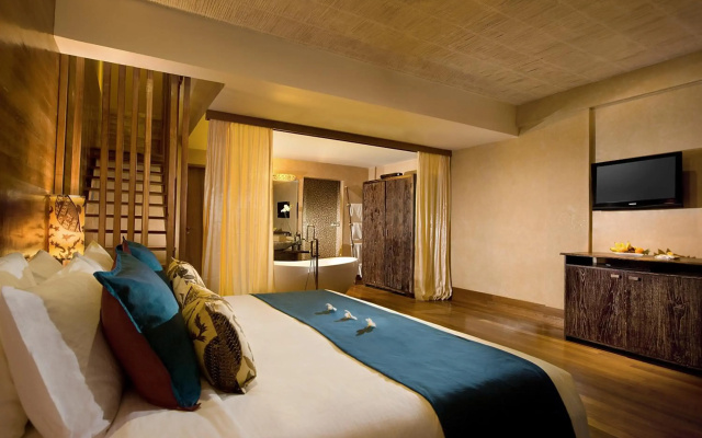 Kupu Kupu Jimbaran Beach Club & Spa