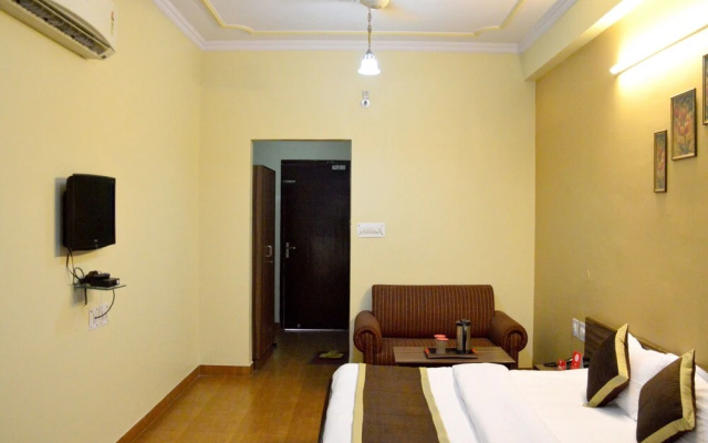 OYO 6012 Hotel Rockwell