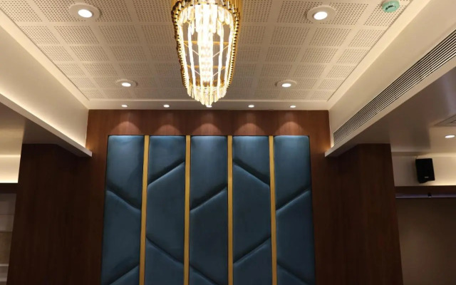 Hotel Golden Nest - Thane