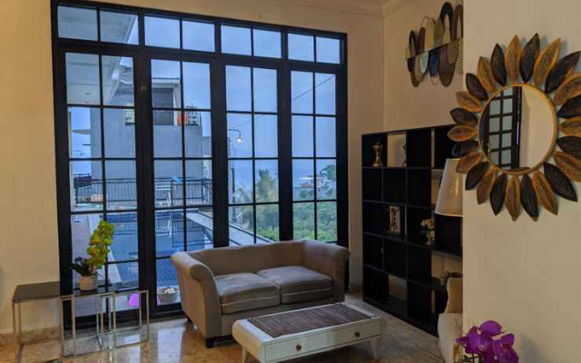 Full House at Villa Heinbill Pinus View