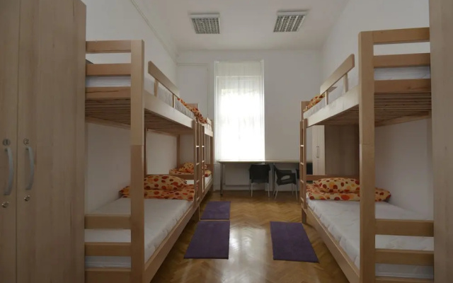 Hostel FLOW HOSE CENTAR