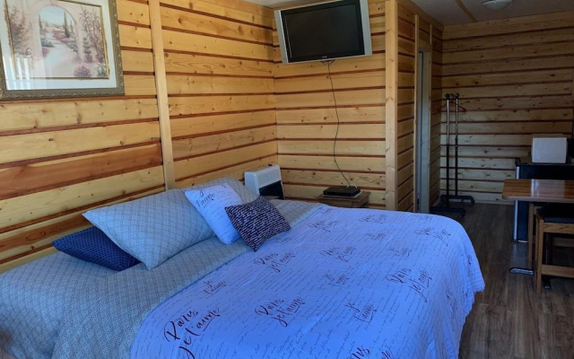 Alexander lake lodge