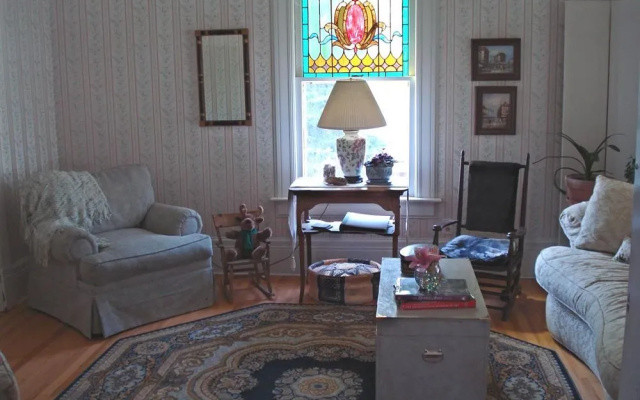 Estabrook House