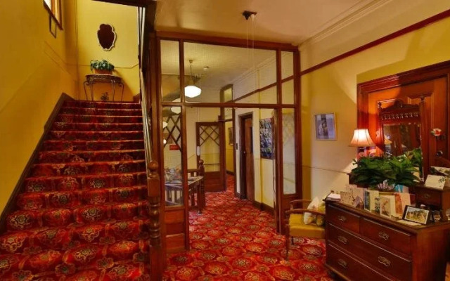 Astor Private Hotel (Adults Only)