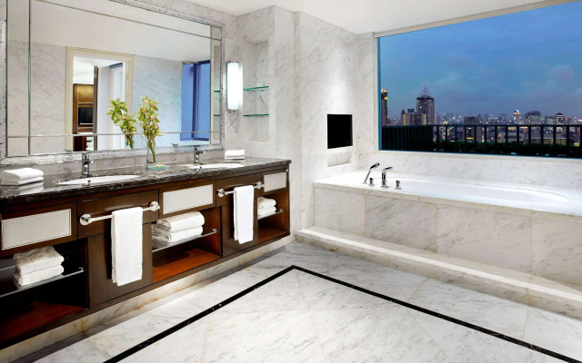 Отель Shangri-La Jakarta