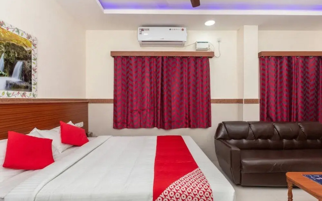 Kumaran Millennium Residency by OYO Rooms
