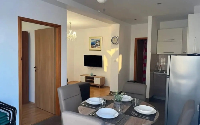 One-bedroom Apartment With sea View