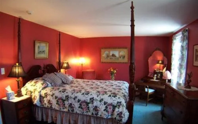 Thornewood Inn