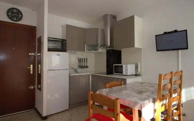 Appartement Balaruc-les-Bains, 1 pièce, 4 personnes - FR-1-553-101