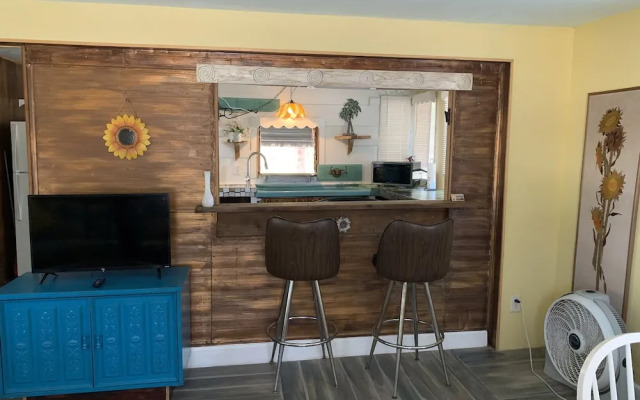 Nature Coast Inn and Cottages