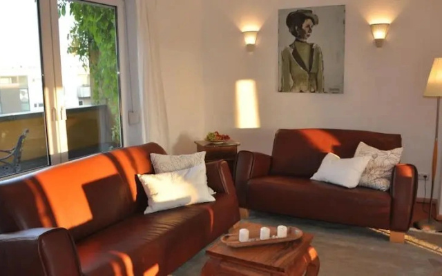 Top Apartment